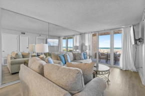 Updated Ground Floor OceanFront Condo, Walk to Flagler Ave